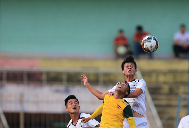 “Phiên bản Lã Xuân Thắng” thử thách Trưởng ban Kỷ luật VFF Cúp Quốc gia 2019 khởi tranh với dấu hỏi về pha đá phản lưới nhà của Nguyễn Văn Quân (Cần Thơ)