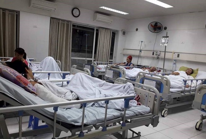 Giá giường bệnh theo yêu cầu có thể tăng đến 4 triệu: Nhiều bệnh viện bất ngờ Nhiều bệnh viện luôn quá tải bệnh nhân