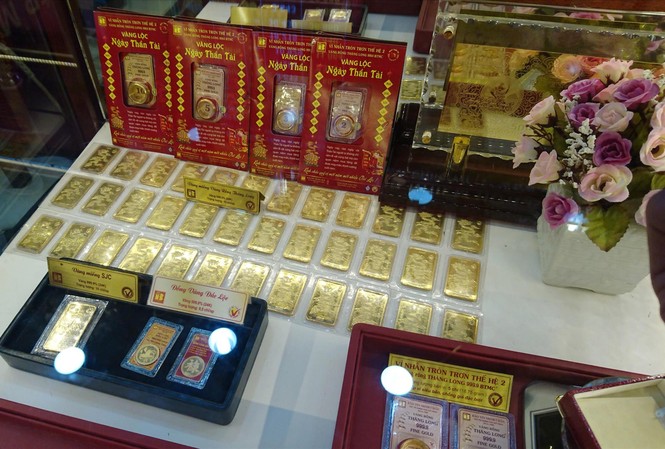 Vàng tăng giá, có nên lướt sóng? Nên thận trọng mua vàng trong lúc này