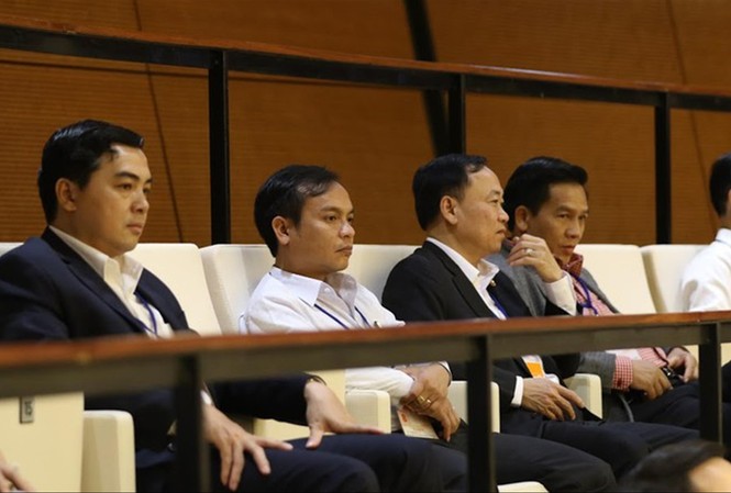 Xử lý nghiêm chạy chức quyền, nhưng có chính sách đãi ngộ cán bộ xứng đáng Cán bộ quy hoạch cấp chiến lược dự phiên chất vấn tại Quốc hội