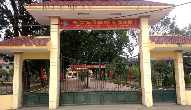 Kỷ luật hiệu trưởng cho học sinh nghỉ để thầy cô đi giao lưu Trường THPT Ba Đình. Ảnh: Zing