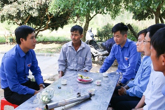 Thăm viếng, động viên gia đình 3 cháu bé tử vong do đuối nước Tỉnh đoàn, Hội đồng đội tỉnh Thanh Hóa đã đến thăm viếng, động viên người thân gia đình nạn nhân
