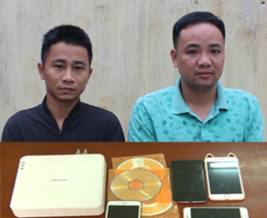 Hàng chục chiến sỹ công an khám xét hoạt động của 2 đối tượng cho vay nặng lãi Hàng chục chiến sỹ công an khám xét hoạt động của 2 đối tượng cho vay nặng lãi
