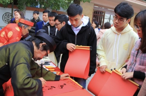 Tưng bừng hoạt động vui xuân ở Thanh Hoá ngày mồng 4 Tết Tưng bừng hoạt động vui xuân ở Thanh Hoá ngày mồng 4 Tết