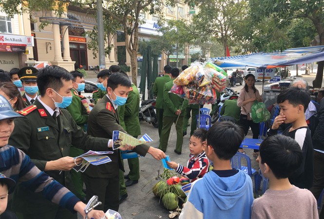 Hơn 350 người Trung Quốc trở lại Thanh Hoá làm việc tập trung ở đâu? Hơn 350 người Trung Quốc trở lại Thanh Hoá làm việc tập trung ở đâu?