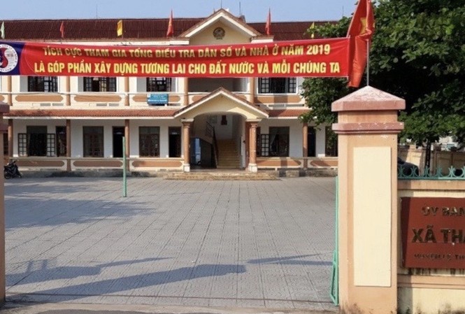 Cảnh cáo bí thư xã vì để con trai lấn chiếm đất công Trụ sở xã Thanh Thuỷ