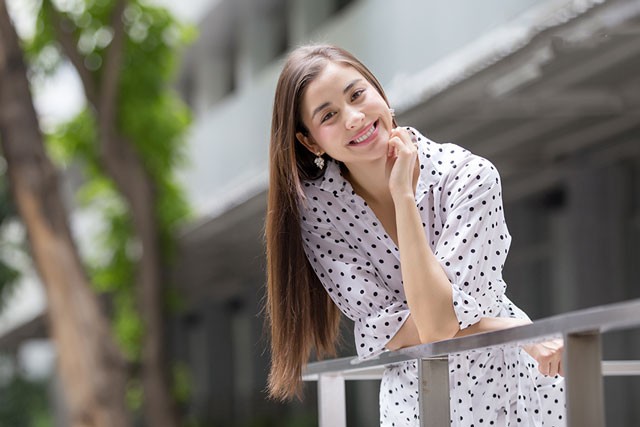 Cô bạn gái Á hậu của 'nam thần' bóng đá Thái Lan Cô bạn gái Á hậu của 'nam thần' bóng đá Thái Lan