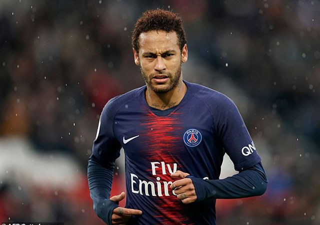 Real chi 'núi tiền', đánh đổi công thần để chiêu mộ Neymar Real chi 'núi tiền', đánh đổi công thần để chiêu mộ Neymar