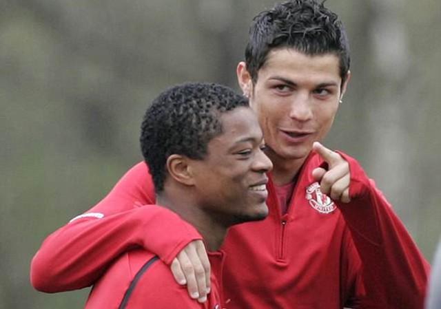 Vì sao huyền thoại M.U sợ đến già, không dám đến nhà Ronaldo? Vì sao huyền thoại M.U sợ đến già, không dám đến nhà Ronaldo?