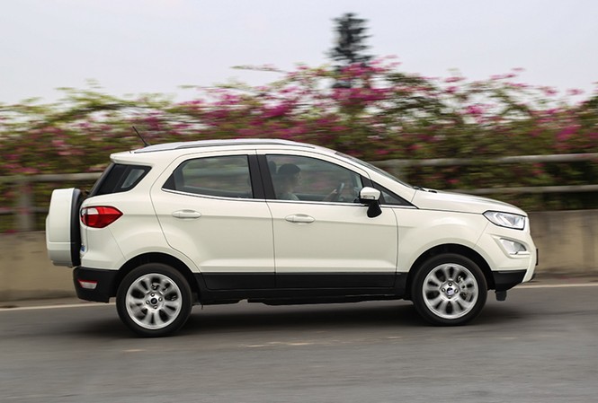 Đánh giá Ford Ecosport 2018: Cải tiến vượt trội Đánh giá Ford Ecosport 2018: Cải tiến vượt trội