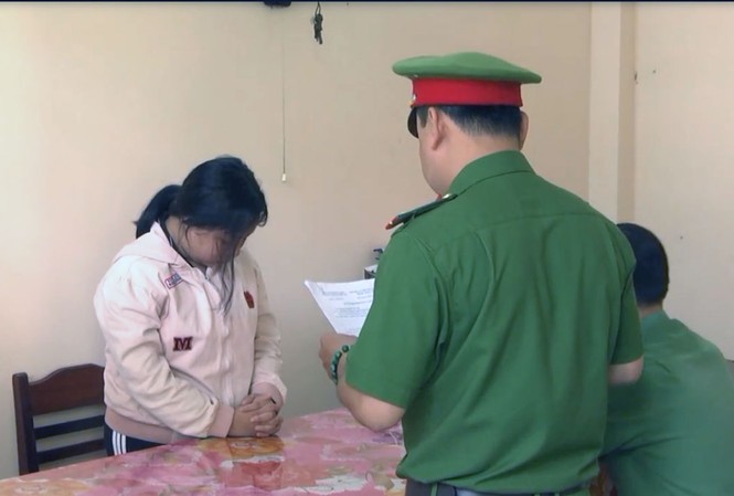 Nhân viên bưu điện xã chiếm đoạt hơn 2 tỷ đồng Nguyễn Võ Nhật Vy tại cơ quan công an