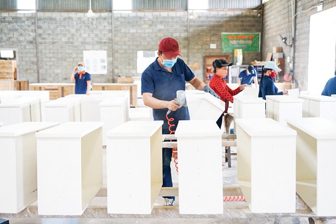 Việt Nam kỳ vọng xuất khẩu gỗ và lâm sản vượt mốc 9 tỷ USD Xuất khẩu đồ gỗ và lâm sản năm 2018 có thể vượt đích 9 tỷ USD