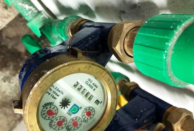 Đồng hồ nước 'nhảy múa', dân bức xúc Việc xử lý đồng hồ nước đo sai của BQL chung cư Hateco Hoàng Mai (Hà Nội) chưa được người dân chấp nhận