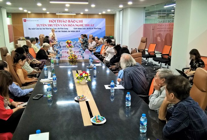 Báo chí đang bỏ rơi văn hóa nghệ thuật? Quang cảnh hội thảo