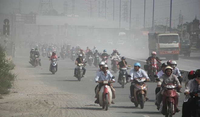 Khi Thủ đô không... 'tắm' Đường phố Hà Nội ô nhiễm (Ảnh: MT&ĐT)