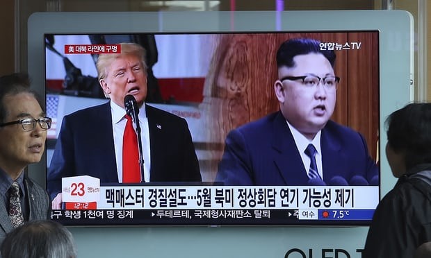 Hàn Quốc: Ông Kim Jong-un cam kết giải trừ vũ khí hạt nhân Nhiều cuộc đàm phàn đang được diễn ra tại Phần Lan để dọn đường cho cuộc gặp lịch sử giữa hai lãnh đạo Mỹ- Triều.
