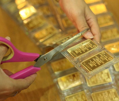 Giá vàng tăng ngược thế giới Giá vàng SJC tăng nhẹ