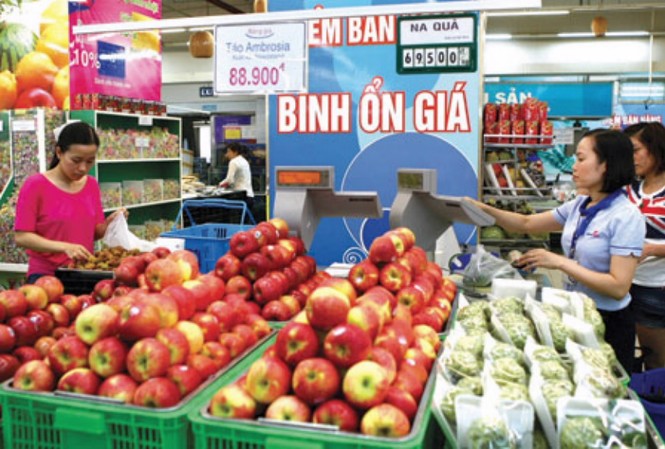 Lo thiếu hàng sau bão lũ, giá tăng dịp Tết Lo thiếu hàng, giá tăng dịp Tết và sau lụt bão.