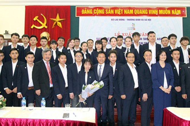 Đoàn Việt Nam đặt mục tiêu tốp đầu kỳ thi tay nghề ASEAN Đoàn Việt Nam đặt mục tiêu tốp đầu kỳ thi tay nghề ASEAN.