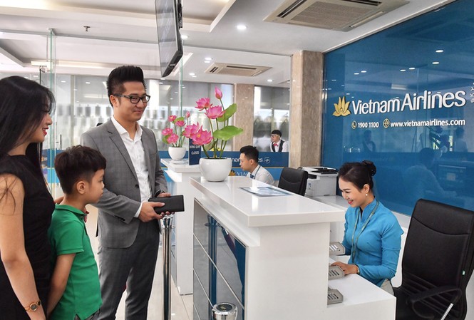Thêm một trải nghiệm xứng tầm 4 sao của hãng Hàng không Quốc gia VN Những hành khách đầu tiên trải nghiệm dịch vụ mới in-town check-in tại Hà Nội