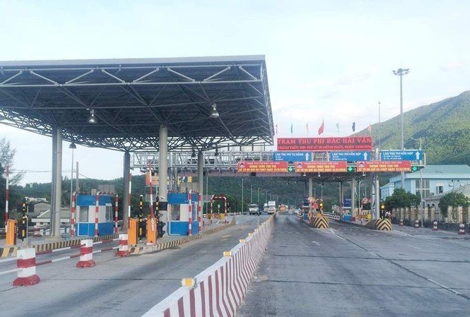 Chính thức tăng phí BOT Bắc Hải Vân lên gấp đôi Trạm thu phí BOT Bắc Hải Vân tăng phí từ hôm nay, ngày 27/9.
