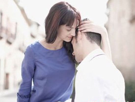 Vướng lưới tình với “phi công trẻ”, tôi sẽ mất cả tình lẫn tiền? Ảnh minh họa: Internet