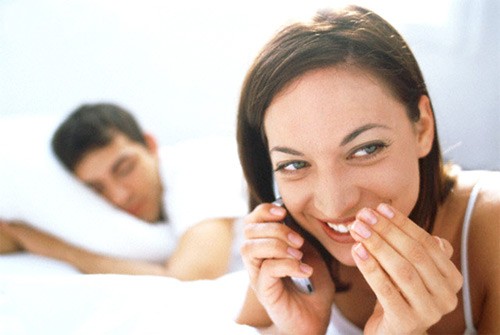 Vợ đổ cả đống tiền cho tình trẻ, chồng mới giật mình biết bị 'cắm sừng' Ảnh minh hoạ: Internet