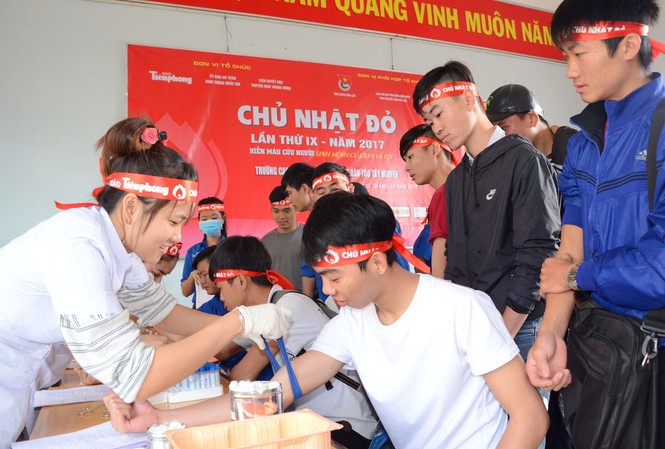 Nhóm máu 50% dân số Việt Nam đang mang thiếu trầm trọng Ghi tên hiến máu tình nguyện trong ngày Chủ nhật đỏ. Ảnh: Internet