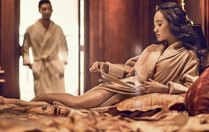 Vợ trẻ và màn kịch hoàn hảo cùng người tình đẽo tiền chồng đại gia Ảnh minh hoạ: Internet