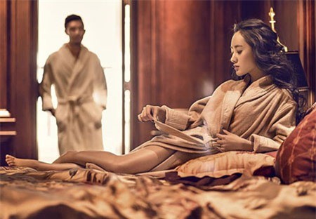 Bà chủ 'tốt bụng' và thương vụ biến gái xinh thành 'đồ chơi' cho soái ca đại gia Ảnh minh họa: Internet