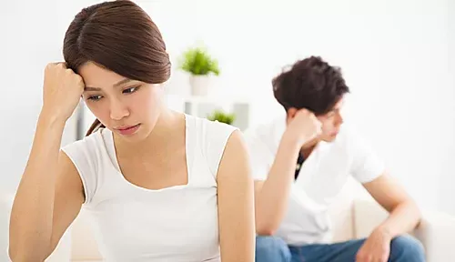Nghe lén cuộc điện thoại của chồng với mẹ, vợ trẻ khóc lặng vì sự thật cay đắng Ảnh minh họa: Internet