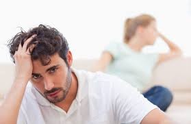 Lo bạn trai bị yếu sinh lý khi yêu lâu mà không thấy 'đòi hỏi' Ảnh minh họa: Internet