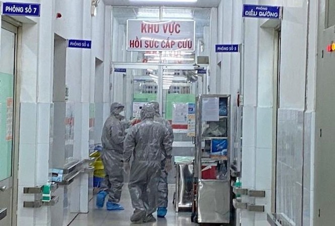 Các bệnh viện 'căng mình trực chiến' chống bệnh viêm phổi do corona Trước tình hình dịch bệnh diễn viêm đường hô hấp cấp do chủng mới của virus corona (nCoV) đang diễn ra phức tạp, các bệnh viện đã xây dựng phương án phòng chống dịch bệnh, chuẩn bị cơ số giường trong khu vực cách ly... Ảnh minh họa: Internet