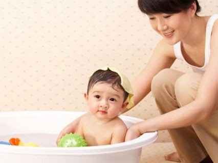 Bác sỹ Bệnh viện Nhi Trung ương khuyến cáo cách 'tránh' Covid-19 cho trẻ Ảnh minh họa: Internet