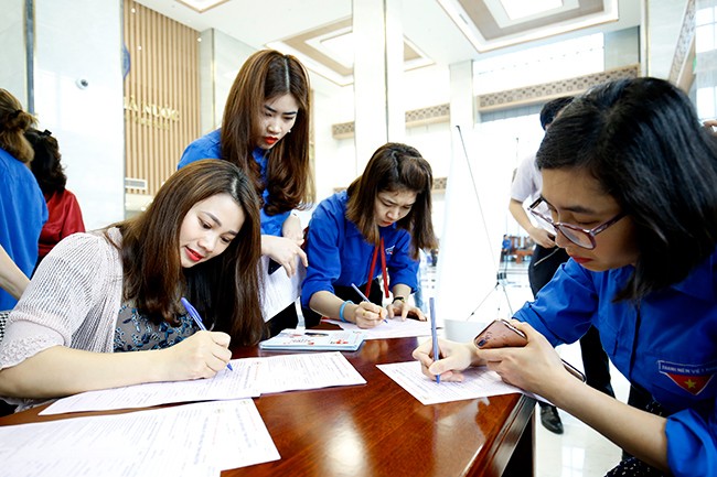 Đoàn Thanh niên Kiểm toán Nhà nước hiến máu tình nguyện Đoàn Thanh niên Kiểm toán Nhà nước hiến máu tình nguyện