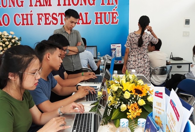 Ra mắt trung tâm báo chí Festival Huế 2018 Ra mắt trung tâm báo chí Festival Huế 2018