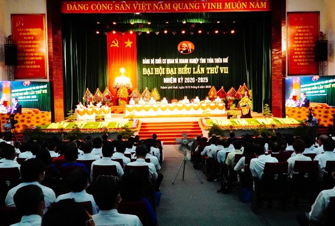 Nhiều kết quả nổi bật của Đảng bộ Khối Cơ quan và Doanh nghiệp TT-Huế Quang cảnh đại hội.