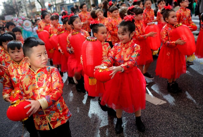 Thế giới đón năm mới Canh Tý 2020 Ảnh: AP