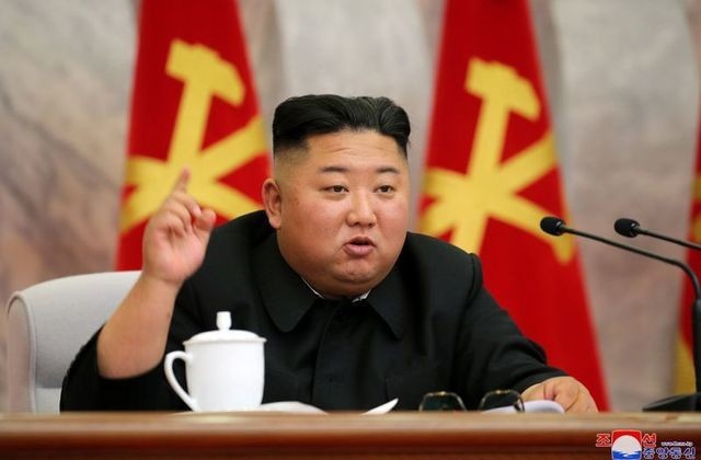 THẾ GIỚI 24H: Ông Kim Jong Un bất ngờ tái xuất, ký 7 lệnh về quân sự Bản tin của KCNA đưa ra đánh dấu sự xuất hiện đầu tiên của nhà lãnh đạo Kim Jong Un sau khoảng ba tuần vắng bóng. Ảnh: KCNA.