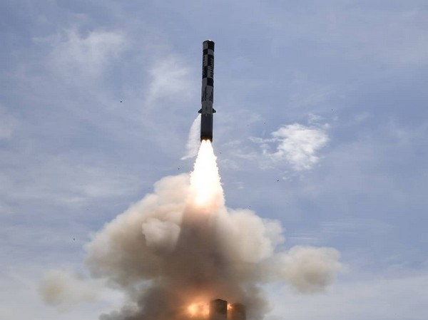 Ấn Độ phóng thành công phiên bản tầm xa tên lửa siêu thanh BrahMos Ấn Độ phóng thành công phiên bản tầm xa tên lửa siêu thanh BrahMos