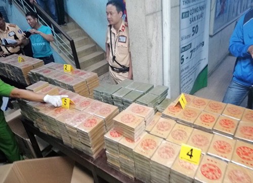 Thu hơn 400 bánh heroin trị giá gần 180 tỷ đồng ở TP HCM 895 bánh heroin bị thu giữ trước đó
