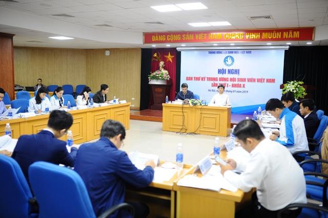 Tổ chức các diễn đàn kết nối 'Sinh viên 5 tốt' với doanh nghiệp Toàn cảnh Hội nghị Ban Thư ký T.Ư Hội SVVN lần thứ I, khóa X. Ảnh: Dương Triều