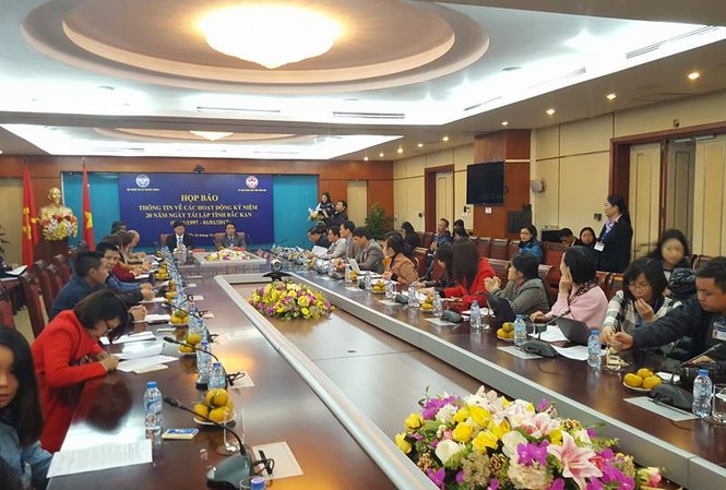Triển lãm bản đồ Hoàng Sa, Trường Sa của Việt Nam tại Bắc Kạn Họp báo thông tin về các hoạt động kỷ niệm 20 năm ngày tái lập tỉnh Bắc Kạn