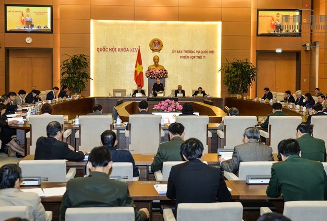 Trách nhiệm hình sự pháp nhân với tội tài trợ khủng bố, rửa tiền Uỷ ban Thường vụ họp phiên thứ 7