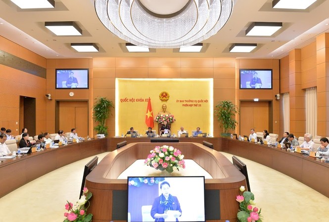 Điều động, miễn nhiệm, phê chuẩn nhân sự một số cơ quan Quốc hội Uỷ ban Thường vụ Quốc hội đã ban hành các Nghị quyết về điều động, miễn nhiệm, phê chuẩn nhân sự một số cơ quan của Quốc hội