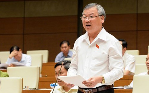 Ông Hồ Văn Năm bị cho thôi làm đại biểu Quốc hội Cho thôi làm nhiệm vụ ĐBQH với ông Hồ Văn Năm