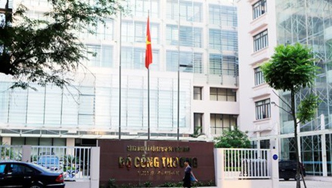 18 đơn vị thuộc Bộ Công Thương có số lượng cấp phó đạt chuẩn 6 đơn vị trục thuộc Bộ Công Thương có số lượng cấp phó vượt 1 người do có thay đổi về mô hình, tổ chức