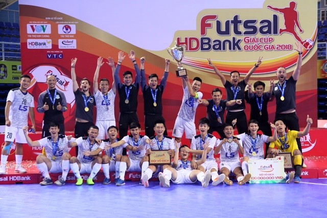 Thái Sơn Nam lập hat- trick danh hiệu futsal Cúp Quốc gia Thái Sơn Nam lập hat- trick danh hiệu futsal Cúp Quốc gia