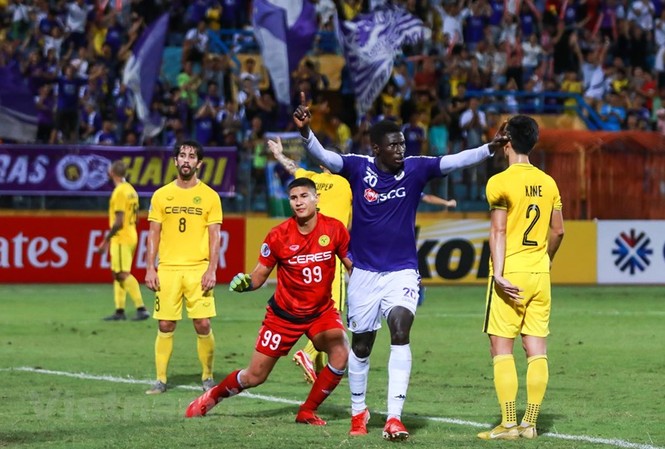 Hà Nội vào chung kết AFC Cup khu vực Đông Nam Á Omar ghi bàn mở tỷ số cho Hà Nội FC