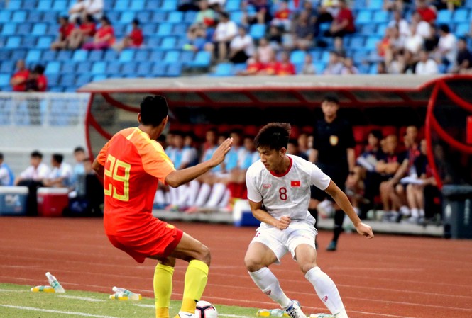 BLV Anh Ngọc: 'U22 Trung Quốc đá chẳng có mảng miếng gì' BLV Anh Ngọc: 'U22 Trung Quốc đá chẳng có mảng miếng gì'